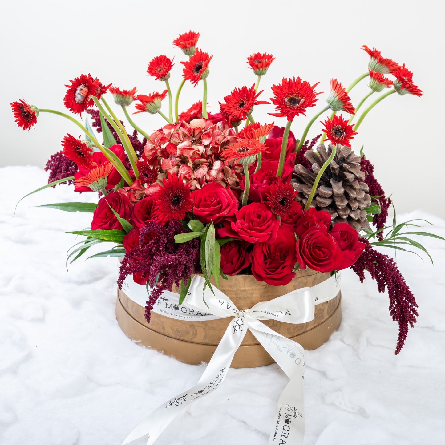 red round rose